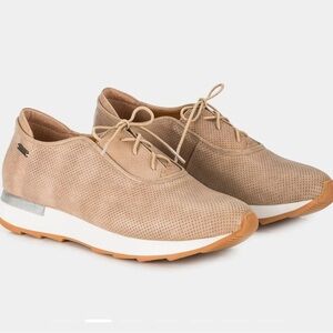 Velez size 6 Genuine Colombian Leather Lace Up minimalist‎ Casual Sneakers EUC